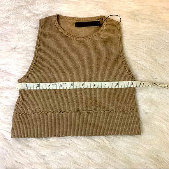 NWT Skims Fits Everyone High Neck Bra - Picture 4 of 7